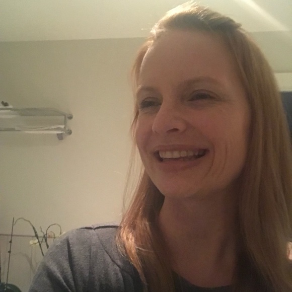 Meet your Posher, Alexis - Picture 3 of 3